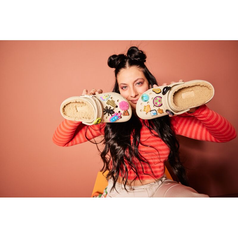Crocs™ Classic Platform Lined Clog W Bone