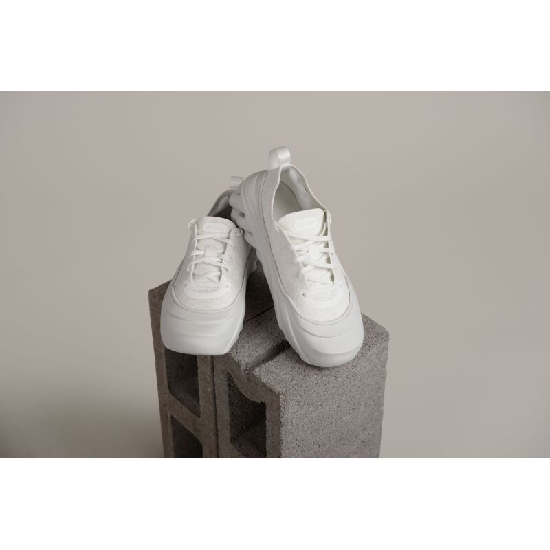 Crocs™ Echo Surge Moonlight/White