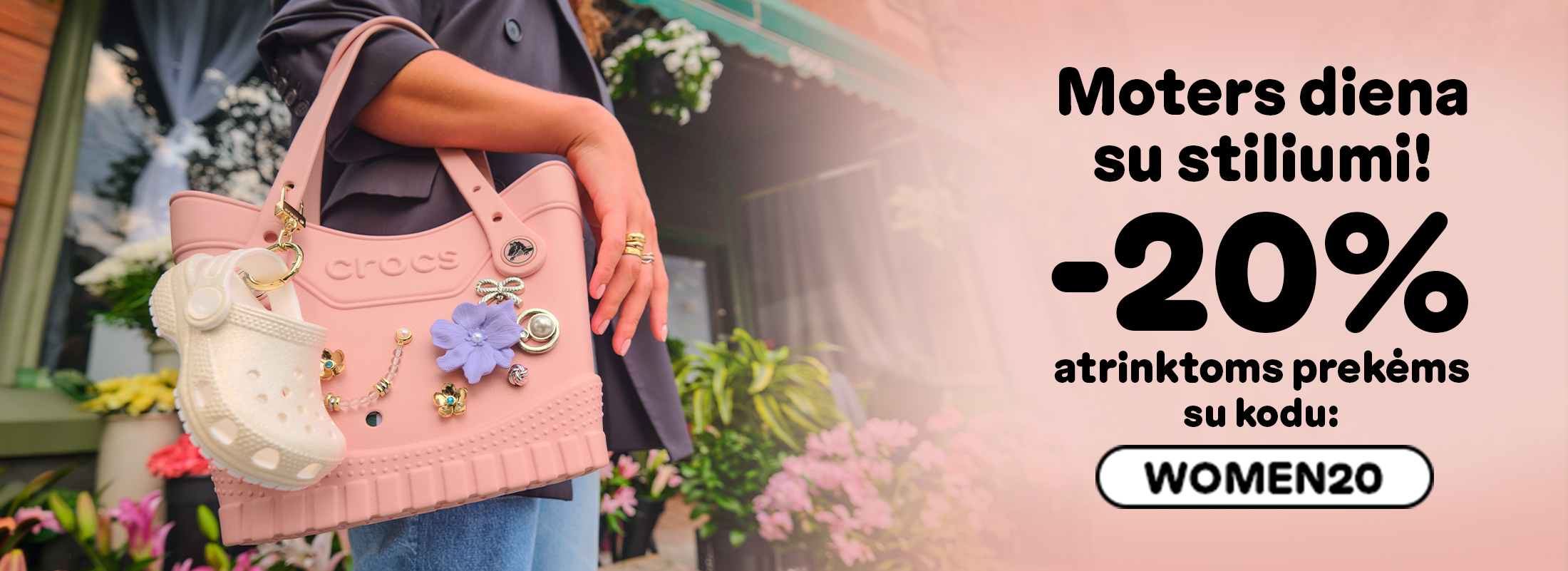 crocs akcija moterims