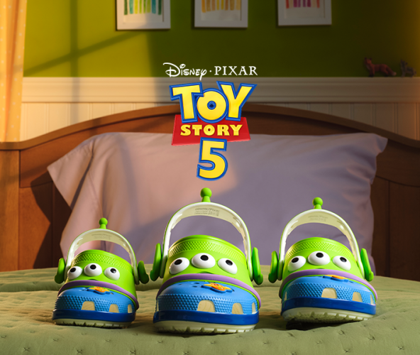 toy-story-crocs